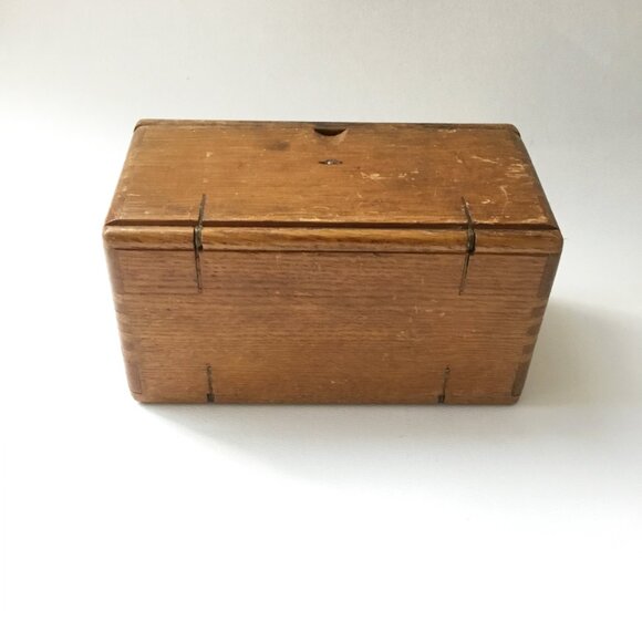 Antique Singer Wooden Fold Out Puzzle Box and Sewing Machine Attachments - Picture 6 of 12